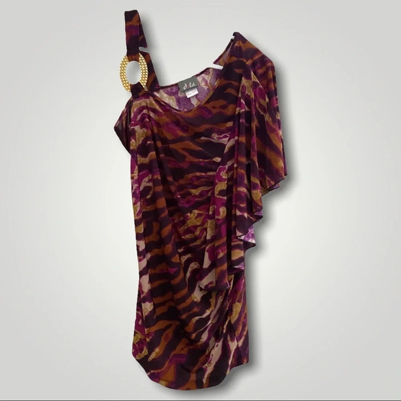 Dots Cold Shoulder Blouse - Picture 2 of 5